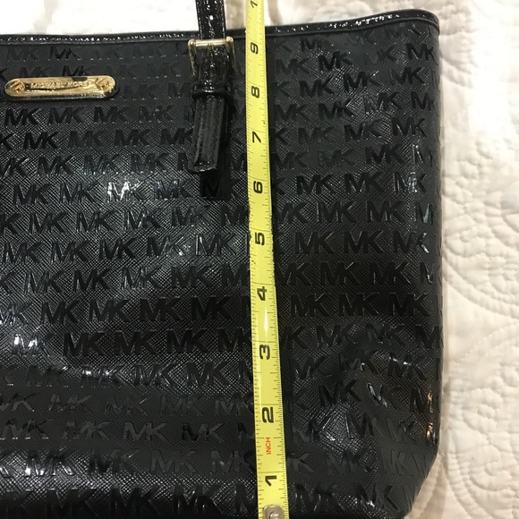 Michael Kors Tote bag. - Picture 8 of 8
